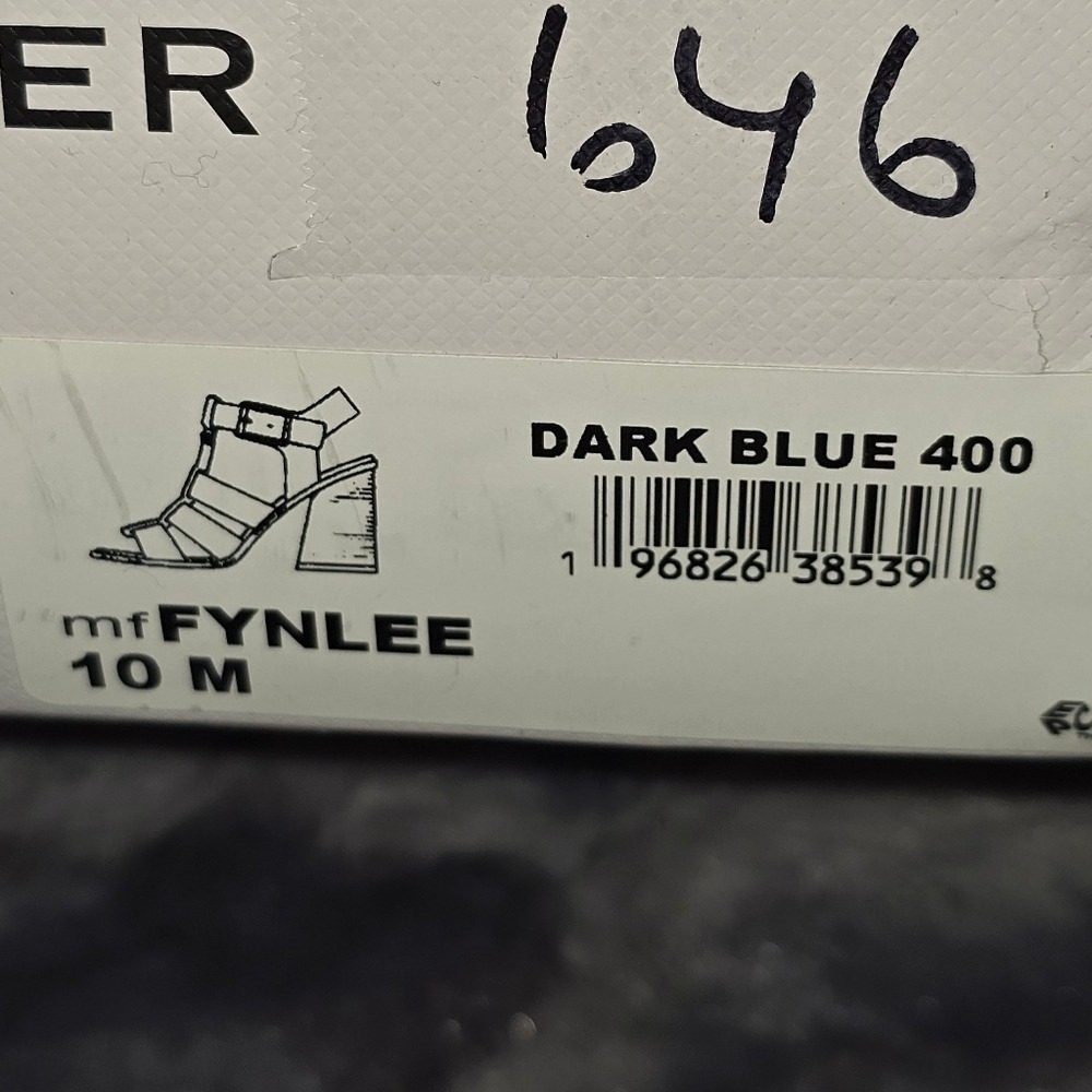 NWB Marc Fisher Fynlee Sandals Dark Blue Suede Cage Block Heel Womens 10 - Picture 7 of 9